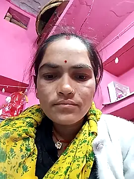 Snapshot of Sonam15884 chatting on February 4, 10:15 pm Sonam15884 online show from February 4, 10:15 pm