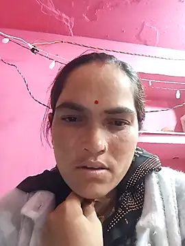 Snapshot of Sonam15884 chatting on February 18, 1:18 pm Sonam15884 online show from February 18, 1:18 pm