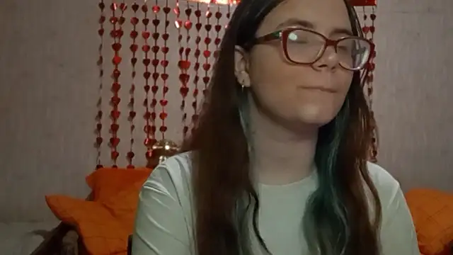 Miyabeee online show from February 13, 5:09 pm