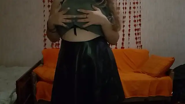 Miyabeee online show from July 8, 4:22 pm