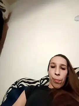 Snapshot of Loretta31 chatting on January 9, 8:39 am Loretta31 online show from January 9, 8:39 am