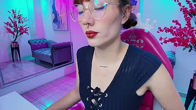 Snapshot of Lilith_tayylor chatting on January 16, 11:14 am Lilith tayylor online show from January 16, 11:14 am