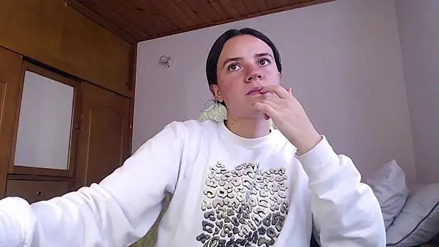 Shanel Lozano online show from March 9, 7:29 pm