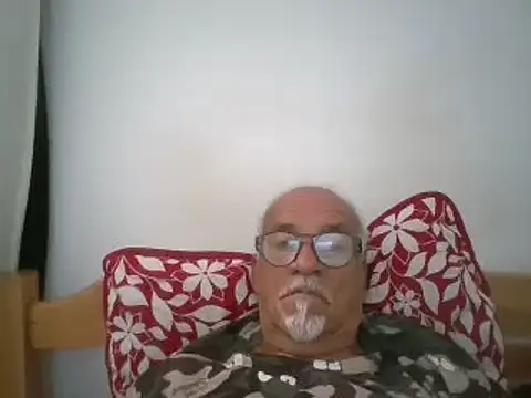 Snapshot of Patyman chatting on April 19, 3:00 pm Patyman online show from April 19, 3:00 pm
