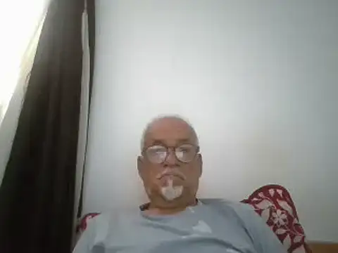 Snapshot of Patyman chatting on April 23, 10:01 pm Patyman online show from April 23, 10:01 pm