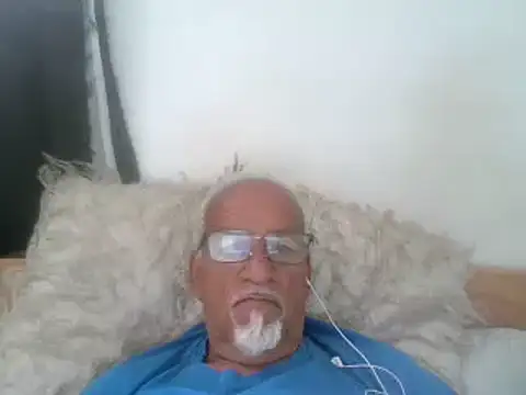 Snapshot of Patyman chatting on July 7, 5:39 pm Patyman online show from July 7, 5:39 pm