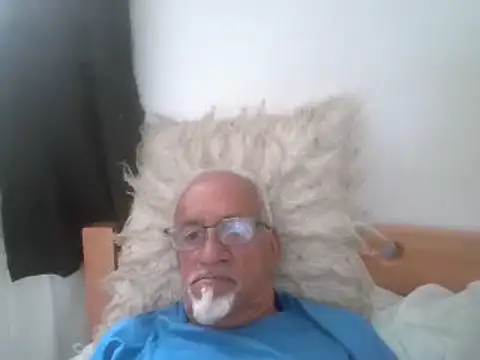 Snapshot of Patyman chatting on July 8, 5:17 pm Patyman online show from July 8, 5:17 pm