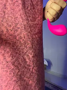 HotNeha08 online show from August 3, 4:44 pm