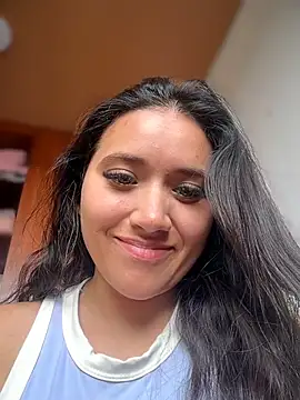 Veronica Wins  online show from July 18, 3:49 pm