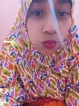 Snapshot of Angel_Sume chatting on July 7, 10:19 am Angel Sume online show from July 7, 10:19 am