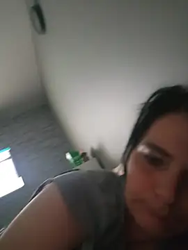 Snapshot of roksa2026 chatting on June 2, 2:52 pm roksa2026 online show from June 2, 2:52 pm