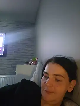 Snapshot of roksa2026 chatting on June 14, 8:05 am roksa2026 online show from June 14, 8:05 am