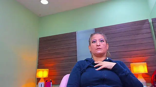 Hadde multisquirt online show from April 29, 12:09 pm