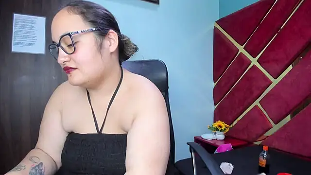 MiaRouss69 online show from February 20, 12:51 am