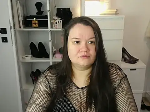 HollyDanceSoul online show from March 20, 7:13 am