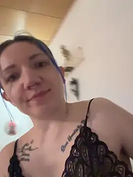 Snapshot of Marina_und_Jayden chatting on March 4, 9:54 pm Marina und Jayden online show from March 4, 9:54 pm