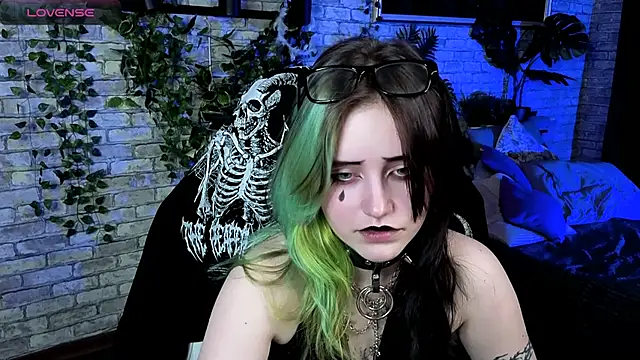 RubyMyst online show from March 8, 2:04 am