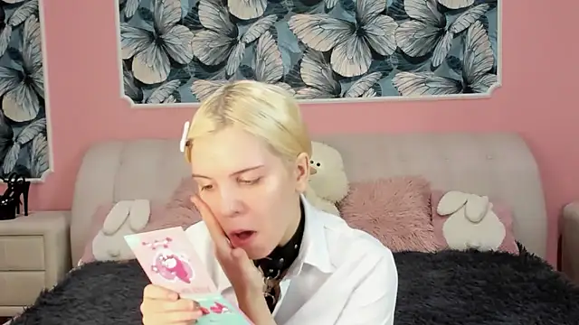 Snapshot of ALZA_AZURE chatting on January 15, 11:04 am ALZA AZURE online show from January 15, 11:04 am