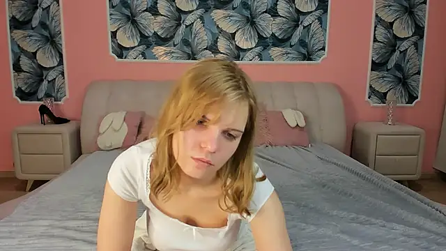 Snapshot of ALZA_AZURE chatting on February 10, 4:00 pm ALZA AZURE online show from February 10, 4:00 pm