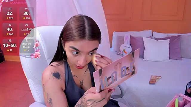 Snapshot of Abriil_cutee chatting on July 18, 2:21 pm Abriil cutee online show from July 18, 2:21 pm