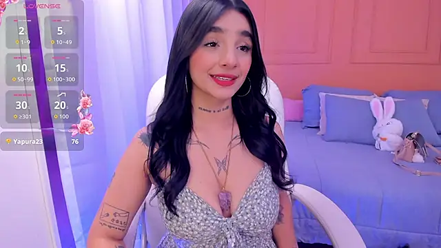 Snapshot of Abriil_cutee chatting on July 28, 6:20 pm Abriil cutee online show from July 28, 6:20 pm