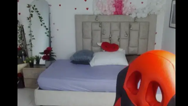 Axel fox77 online show from June 5, 12:39 am