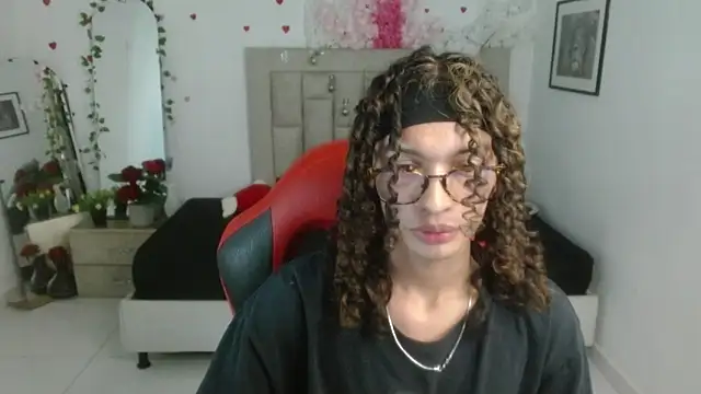 Axel fox77 online show from June 8, 1:28 am