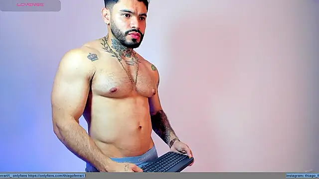 thiago ferrari  online show from March 10, 3:00 am