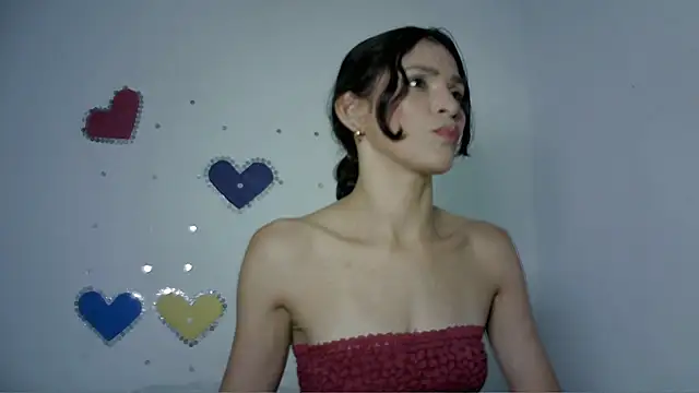 Snapshot of Mia_Suarez7 chatting on May 29, 1:47 am Mia Suarez7 online show from May 29, 1:47 am