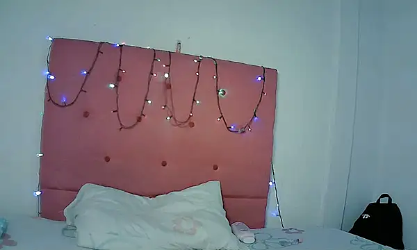 Mia Suarez7 online show from July 11, 10:22 pm