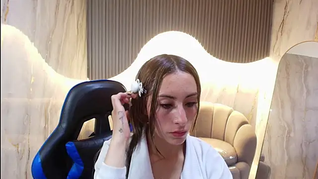 katalina r  online show from February 22, 3:07 am