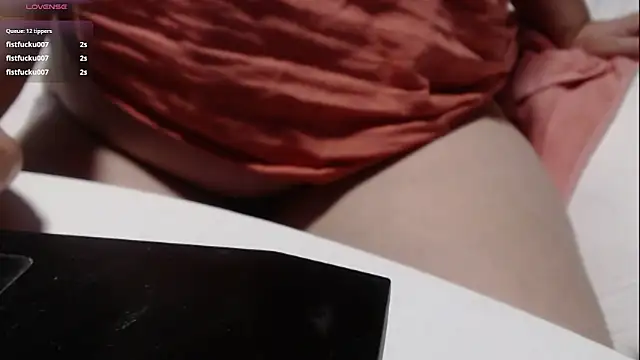 Snapshot of Santanna77 chatting on September 21, 7:15 pm Santanna77 online show from September 21, 7:15 pm