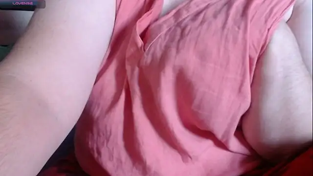 Snapshot of Santanna77 chatting on October 22, 8:14 am Santanna77 online show from October 22, 8:14 am