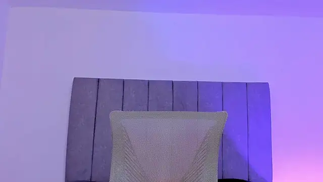 Adonys Lewis  online show from May 31, 5:26 am