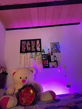 Snapshot of Carita_traviesa4 chatting on August 5, 1:41 am Carita traviesa4 online show from August 5, 1:41 am