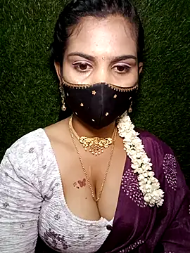 Snapshot of Nithyatamil chatting on April 9, 5:40 pm Nithyatamil online show from April 9, 5:40 pm