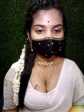 Snapshot of Nithyatamil chatting on April 18, 7:58 pm Nithyatamil online show from April 18, 7:58 pm