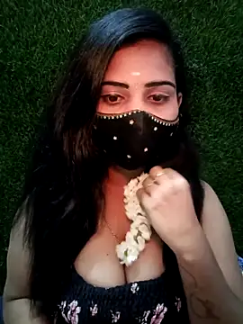 Snapshot of Nithyatamil chatting on May 9, 4:56 pm Nithyatamil online show from May 9, 4:56 pm