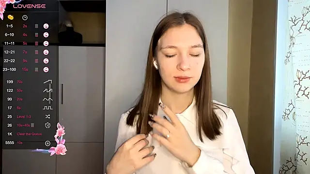 Snapshot of MarlanaEndler chatting on February 1, 9:08 am MarlanaEndler online show from February 1, 9:08 am