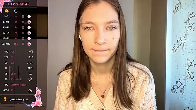 Snapshot of MarlanaEndler chatting on February 5, 7:13 am MarlanaEndler online show from February 5, 7:13 am