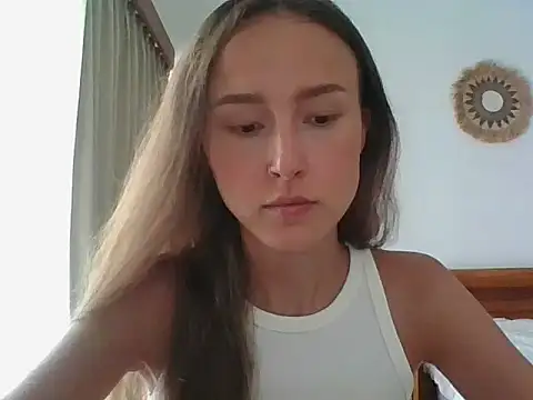 Nyvoria online show from March 13, 1:34 am