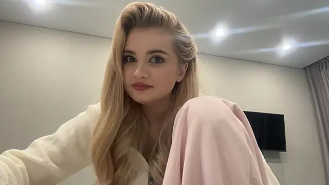 KariJarecke online show from February 14, 2:25 pm