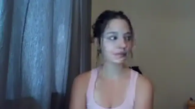 Snapshot of EvelineMagnetic chatting on July 31, 4:39 pm EvelineMagnetic online show from July 31, 4:39 pm