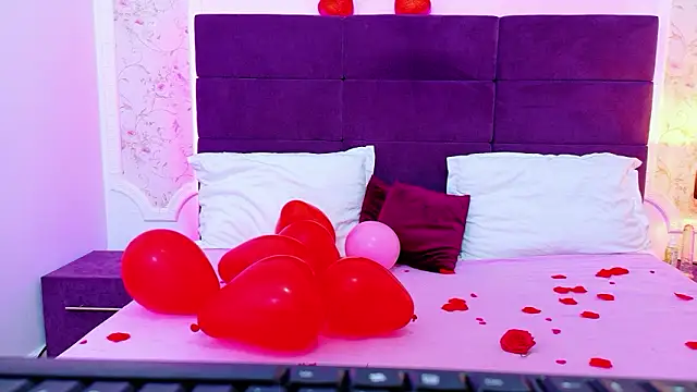 EvelinHill online show from February 16, 5:03 am