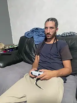 Brandy Mr-Whiskers online show from February 17, 7:09 pm