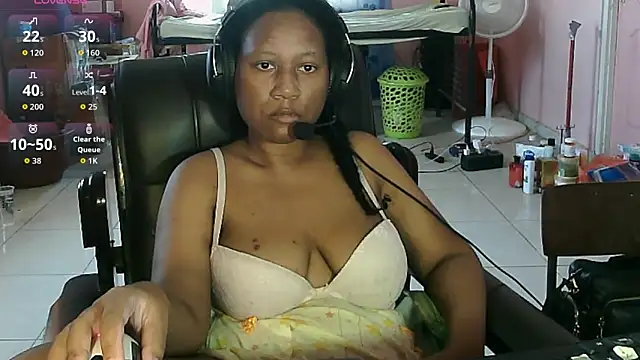 Eirondra valeen online show from May 25, 1:06 pm