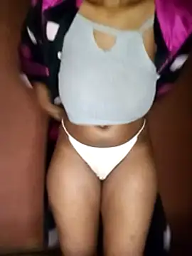 Snapshot of NastyFreaky4U chatting on June 10, 2:12 am NastyFreaky4U online show from June 10, 2:12 am