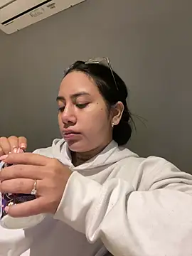maaluh online show from June 12, 2:43 am