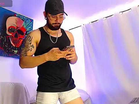 Snapshot of Axel_Stton chatting on May 28, 2:25 pm Axel Stton online show from May 28, 2:25 pm