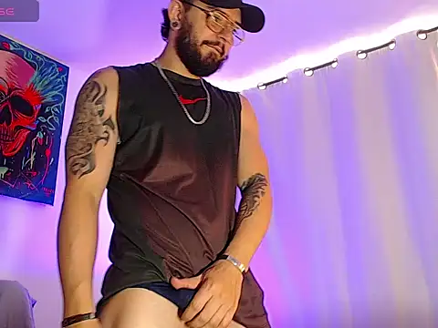 Snapshot of Axel_Stton chatting on June 25, 2:21 pm Axel Stton online show from June 25, 2:21 pm